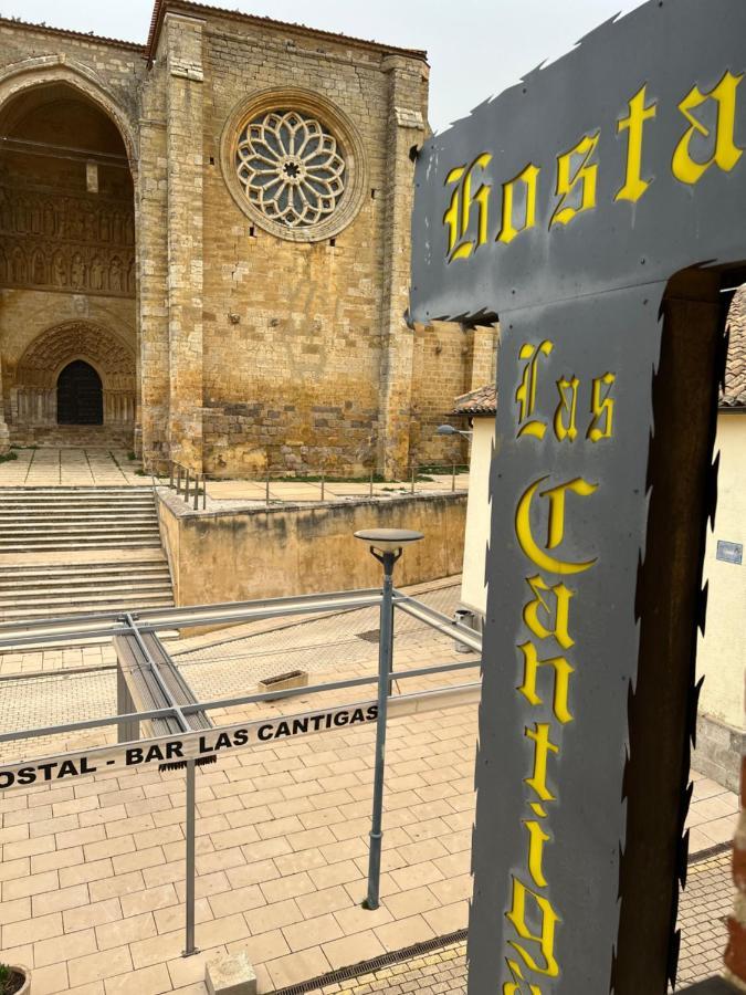 Las Cantigas Villalcázar de Sirga Екстериор снимка