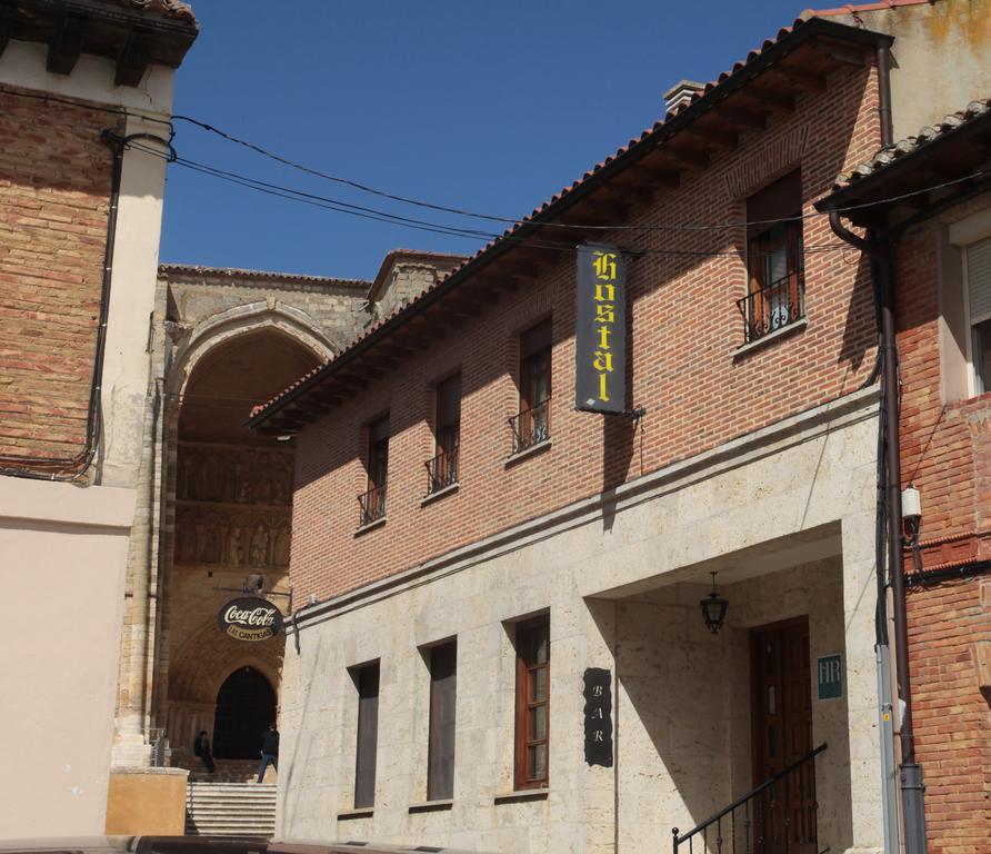 Las Cantigas Villalcázar de Sirga Екстериор снимка